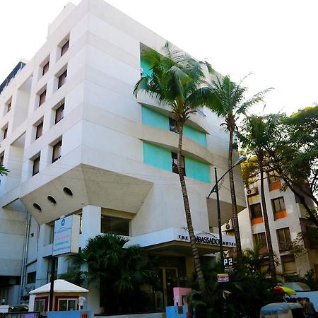 The Ambassador Hotel プネ エクステリア 写真