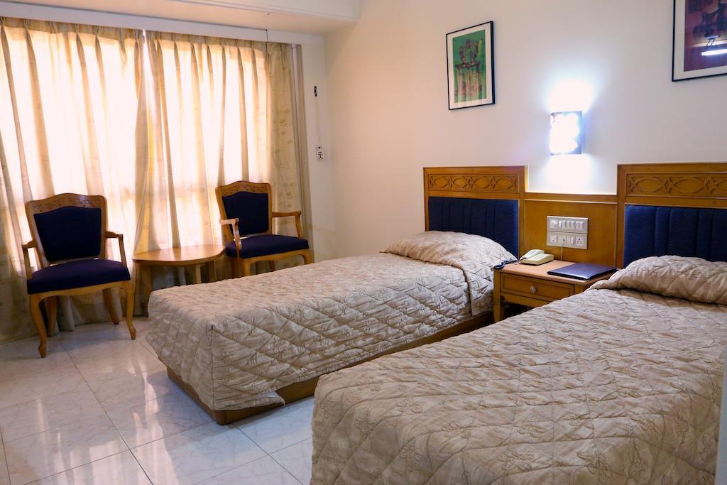 The Ambassador Hotel プネ 部屋 写真
